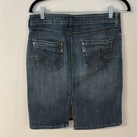 RW & Co Y2K jean skirt - Picture 7 of 9